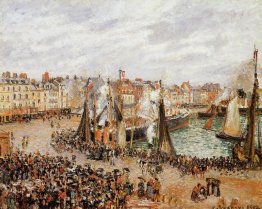 Le marché de poisson, la dieppe, le temps gris, le matin