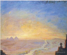 Vue distante des pyramides