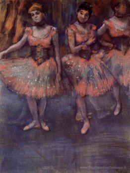 Trois danseurs avant l'exercice