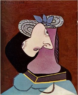 Femme dans un chapeau de paille