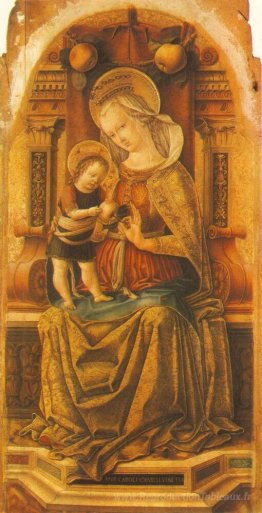 Madonna et l'enfant étaient intronisés