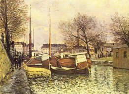 Des péniches sur le canal Saint Martin à Paris