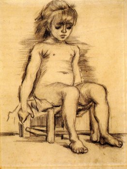Fille assise vue de l'avant