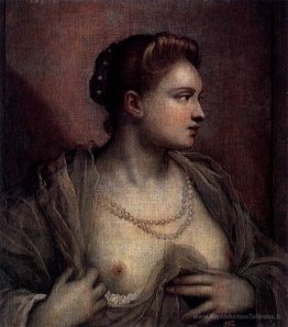 Portrait d'une femme révélant ses seins