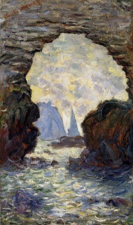L'aiguille rocheuse vue à travers la Porte d'Aumont