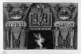 Cheminée de style égyptien, deux figures sur le pied droit, depu