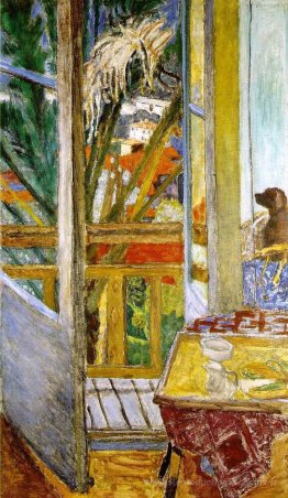 La fenêtre de la porte avec chien