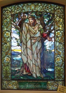Sermon sur le mont (fenêtre en verre taché dans l'église de la r