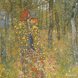 Jardin de ferme avec crucifix