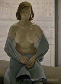 Fille dans une couverture