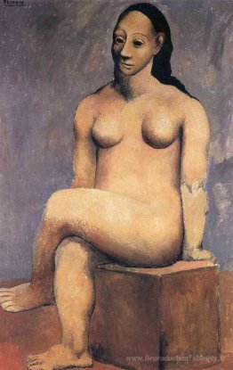 Femme assise avec les jambes croisées