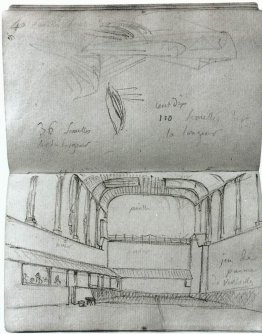 Vue de l'intérieur de la cour de tennis