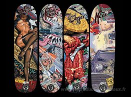 Planches à roulettes de Santa Cruz