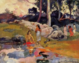 Femmes dans les rives de la rivière