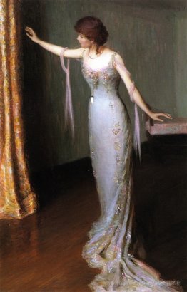 Dame dans une robe de soirée
