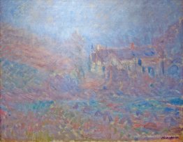 Maisons à Falaise dans le brouillard