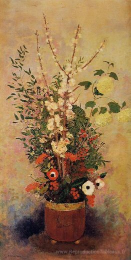 Vase de fleurs avec des branches d'un pommier à fleurs