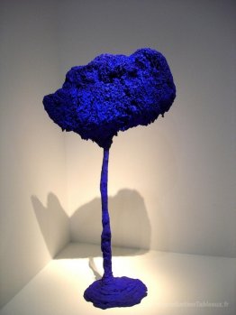 Arbre, grande éponge bleue