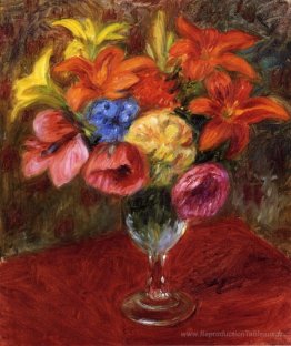 Coquelicots, lys et fleurs bleues