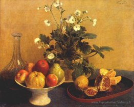 Nature morte. Fleurs, bol de fruits et pichet