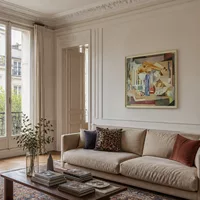 Nature morte cristalline — Appartement parisien