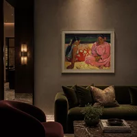 Femmes tahitiennes — Hôtel de charme